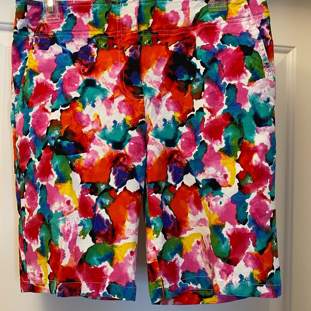 IZOD Golf Shorts, size 8